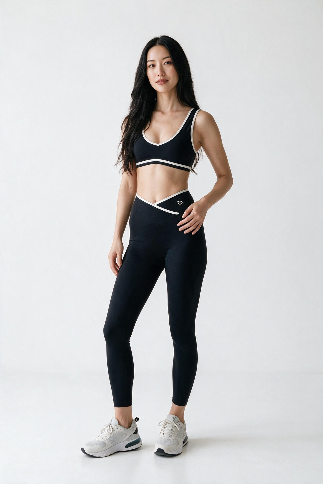 CONTOUR FIT – Leggings  a Vita Alta con Scollo a V Nero
