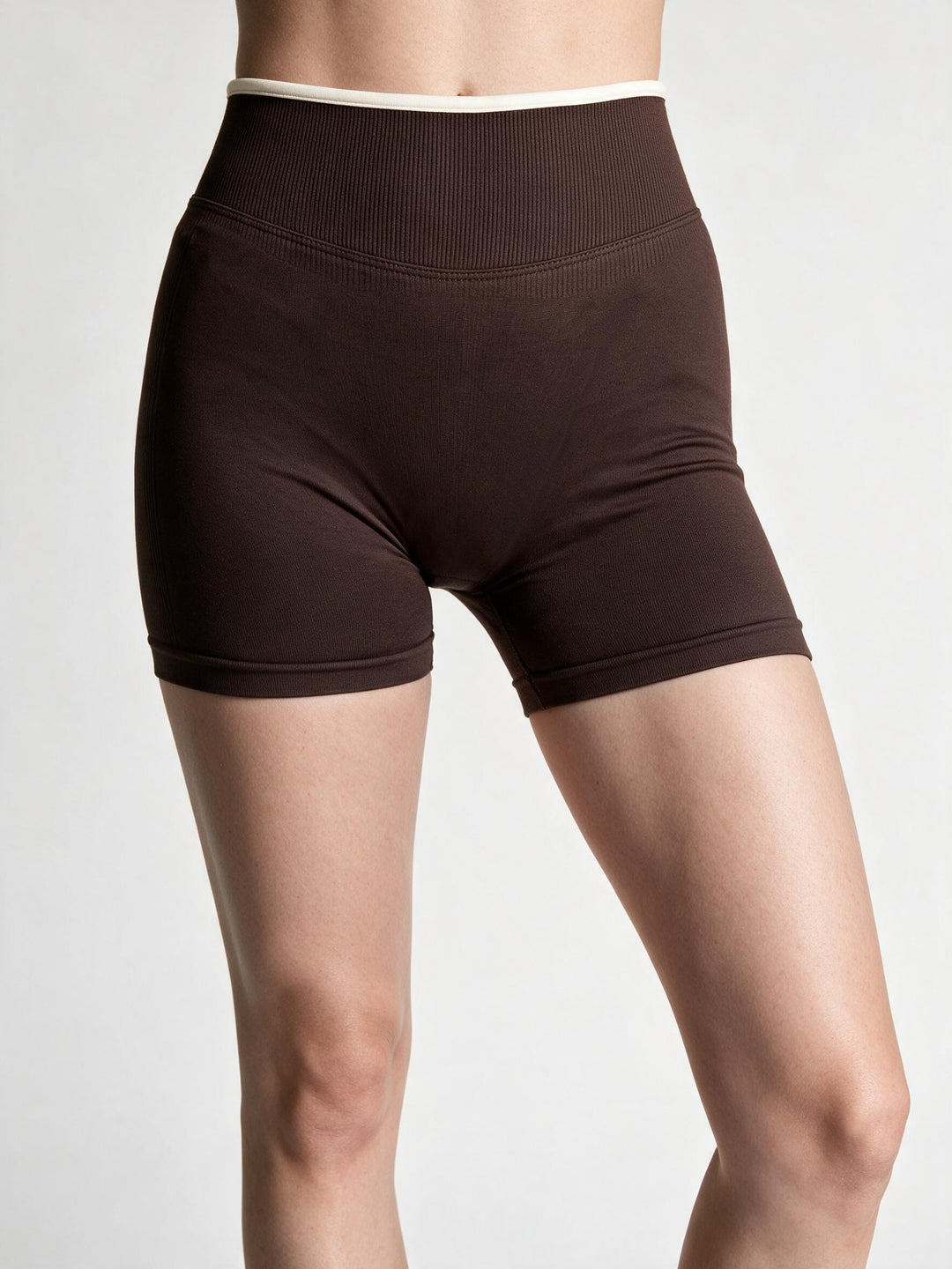 ESSENTIAL SCULPT – Shorts Sportivo Super Push Up Caffè
