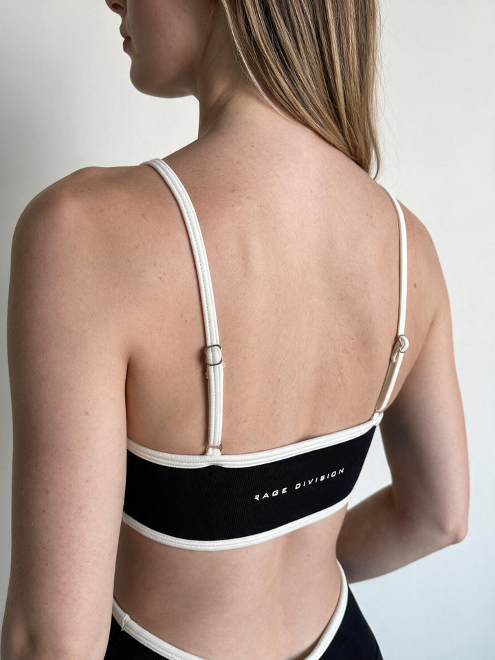 ESSENTIAL SCULPT – Top Sportivo con Spalline Regolabili Nero