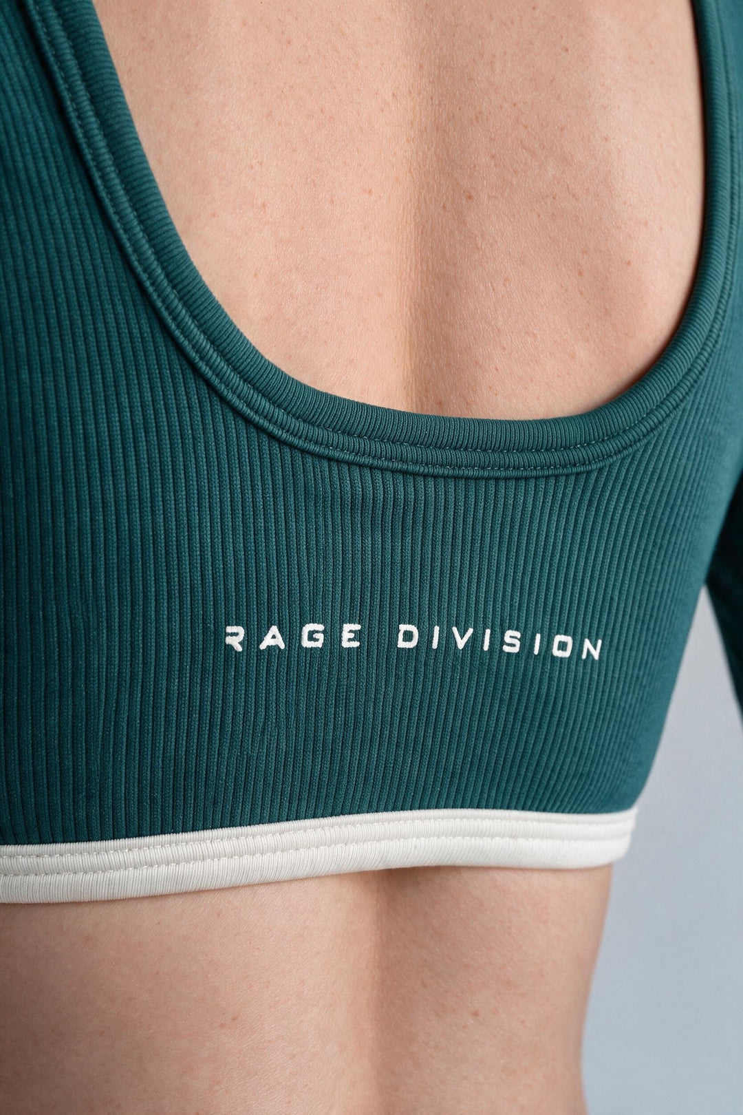 ESSENTIAL SCULPT – Top Crop a Maniche Lunghe Verde Petrolio